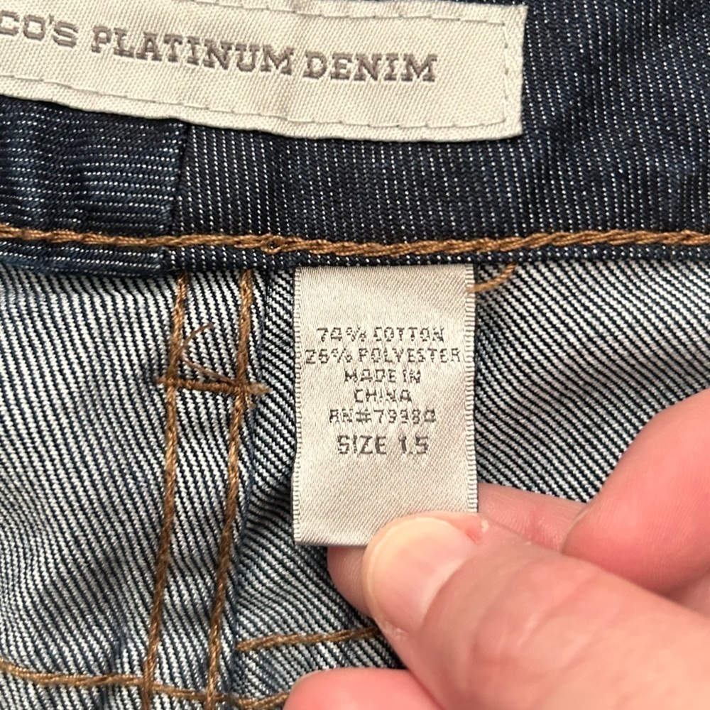 Chico's Ultimate Fit Dark Wash Denim Jeans Size 1.5 M/10 - Picture 9 of 11